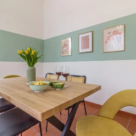 Apartment Art Nouveau With Garden Near The Station Verona
